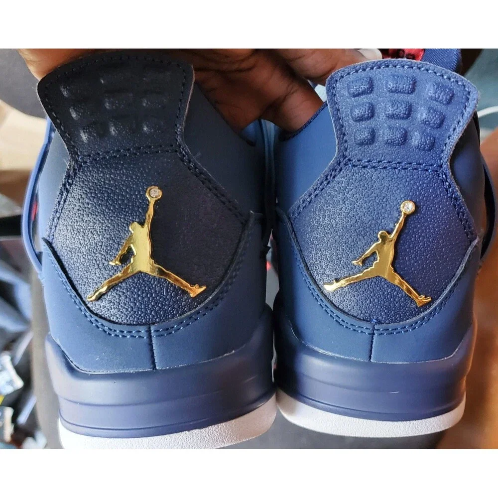 Air Jordan 4 Retro Howard University PE. Size 10